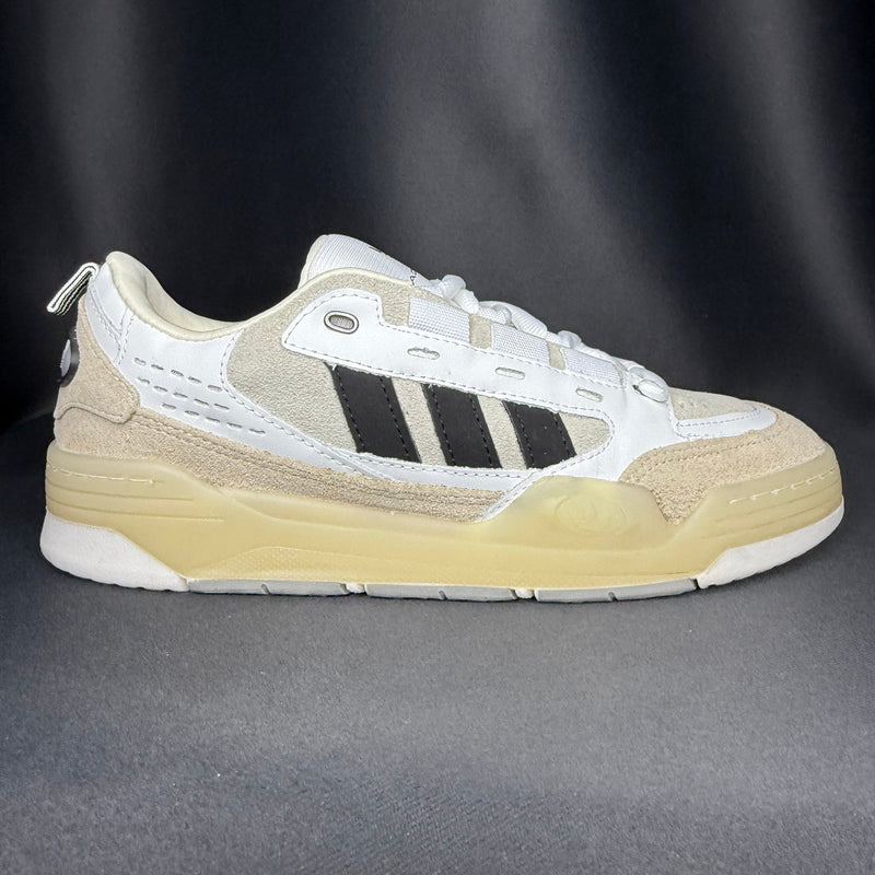 Adi2000 Bege e Preto
