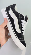 Knu Preto e Branco LUXO