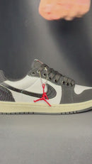 Air Jordan Preto e Branco